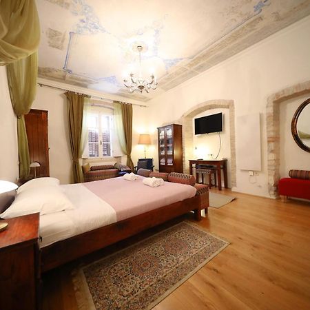 Petrizio Palace 扎达尔 外观 照片