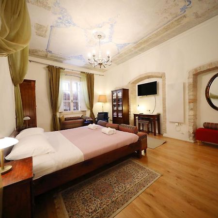 Petrizio Palace 扎达尔 外观 照片
